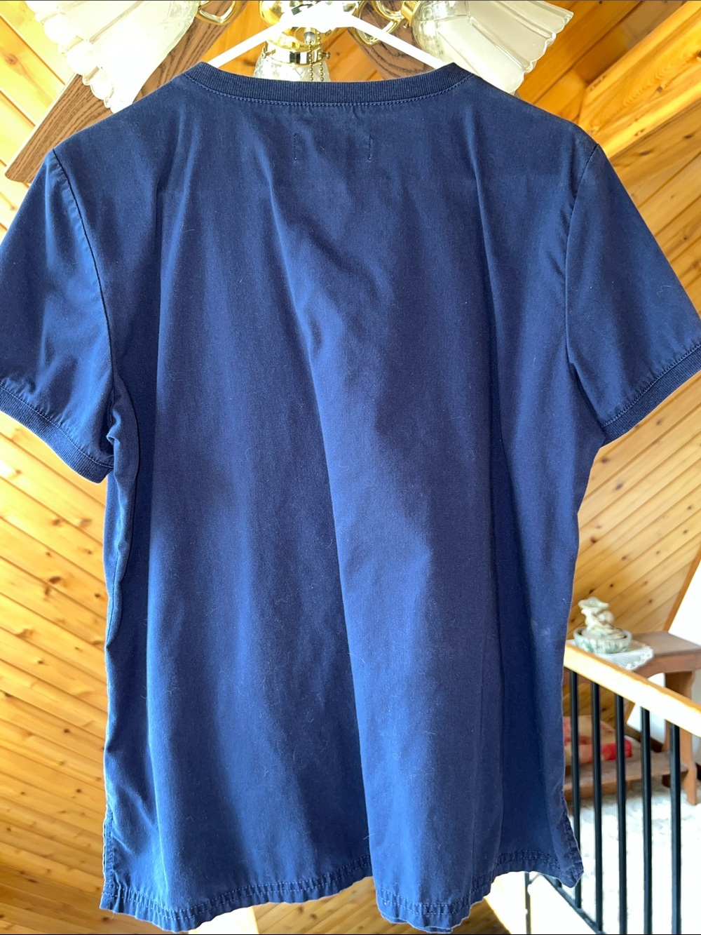 Scrub top - Picture 3 of 4